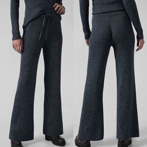 Athleta Reverie Sweater Pant Blue‎ Wicking Breathable Wide Leg Women Small Warm